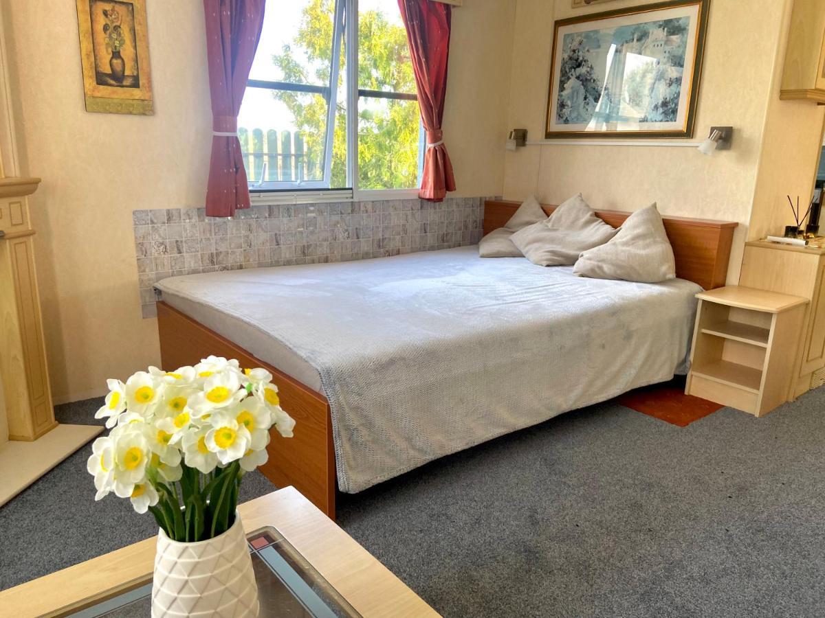 Ferienwohnung Kisvakond Vendeghaz Jeno Exterior foto